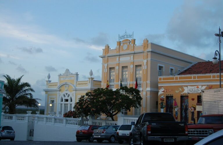 justica-condena-estado,-municipio-de-joao-pessoa-e-iphaep-por-falta-de-obras-de-conservacao-do-hotel-globo