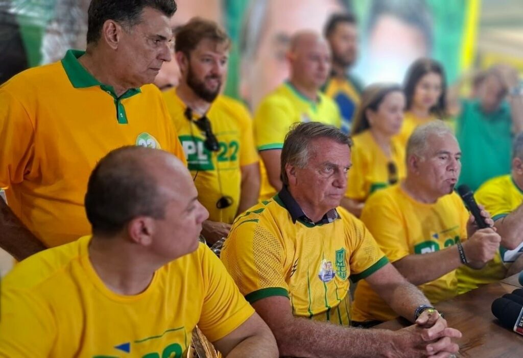 homem-e-levado-para-a-delegacia-apos-postar-ameacas-contra-ex-presidente-bolsonaro,-em-joao-pessoa